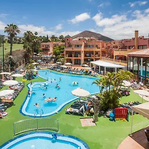 https://villa-mandi-golf-resort.tenerifehoteles.net