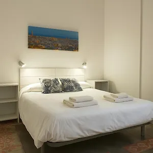 https://pensio-2000.topbarcelonahotels.com